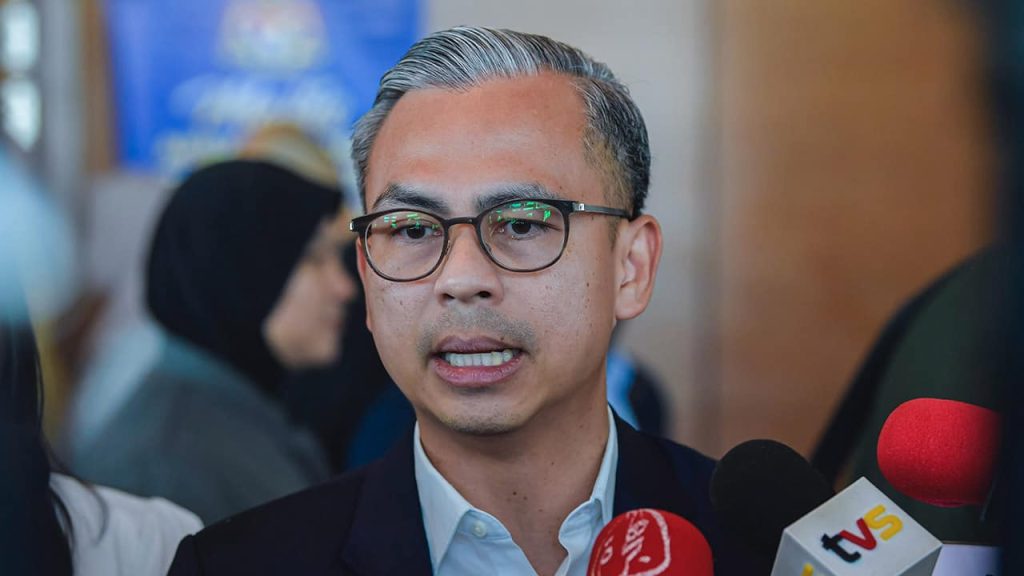  Masih ada platform media sosial engkar turun kandungan penipuan AI