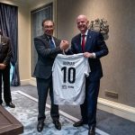 Anwar bincang pembangunan bola sepak Malaysia, ASEAN dengan Presiden FIFA