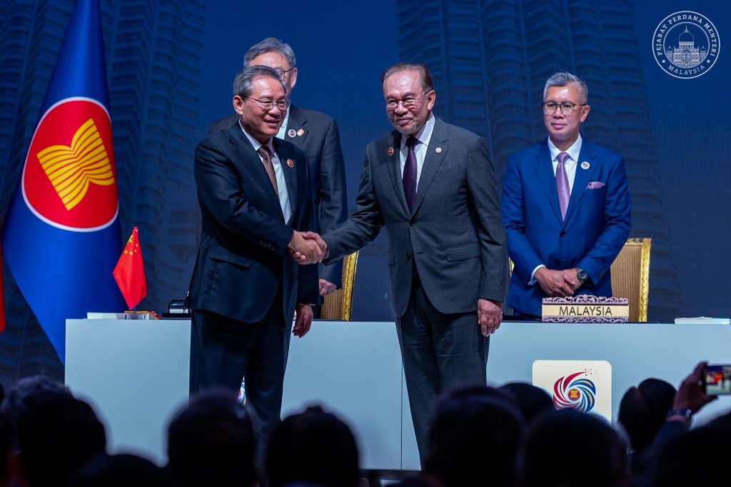 ASEAN terus jadi pusat keseimbangan strategik kuasa besar dunia – Anwar