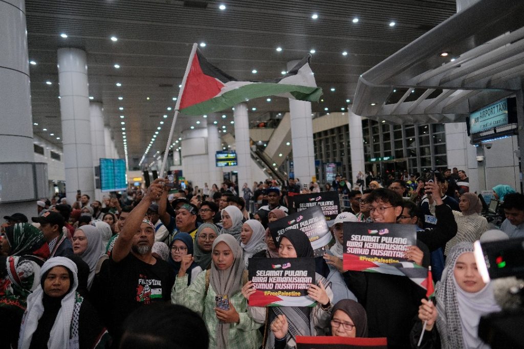 Semua 23 sukarelawan Malaysia selamat tiba di KLIA