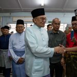 UEC: Anwar tidak akan tunduk desakan DAP