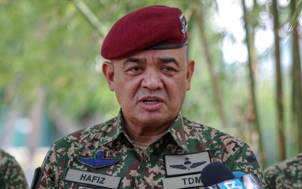 Bekas PTD didakwa lagi tuduhan terima RM145,000 hasil aktiviti haram