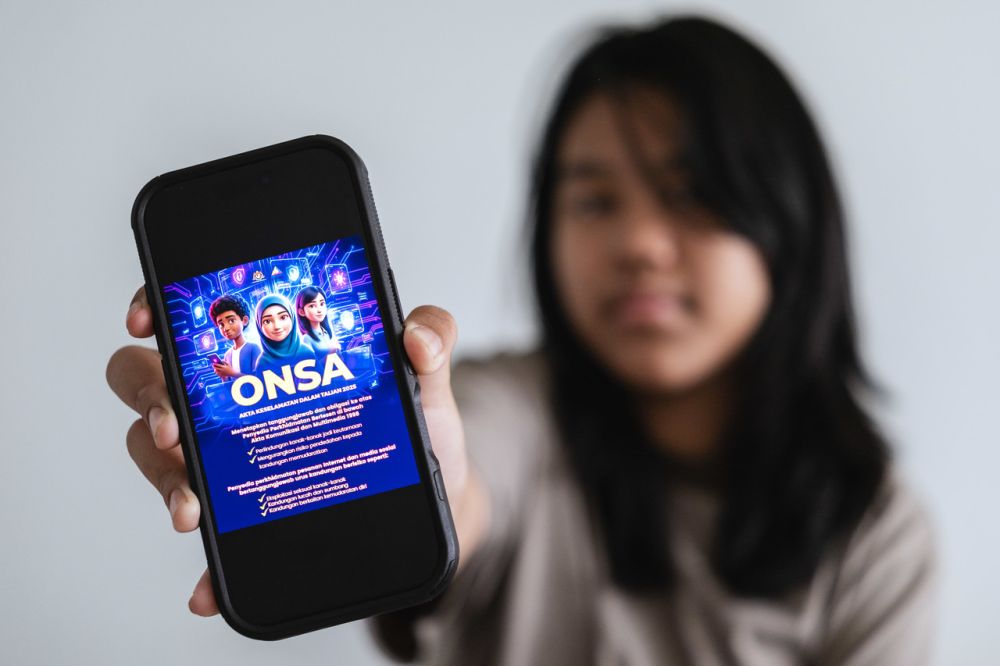 𝐊𝐞𝐩𝐞𝐧𝐭𝐢𝐧𝐠𝐚𝐧 𝐎𝐍𝐒𝐀 (𝐎𝐧𝐥𝐢𝐧𝐞 𝐒𝐚𝐟𝐞𝐭𝐲 𝐨𝐥𝐞𝐡 𝐒𝐮𝐫𝐮𝐡𝐚𝐧𝐣𝐚𝐲𝐚 𝐊𝐨𝐦𝐮𝐧𝐢𝐤𝐚𝐬𝐢 𝐝𝐚𝐧 𝐌𝐮𝐥𝐭𝐢𝐦𝐞𝐝𝐢𝐚 𝐌𝐚𝐥𝐚𝐲𝐬𝐢𝐚 (𝐌𝐂𝐌𝐂) 𝐩𝐚𝐝𝐚 𝟏 𝐉𝐚𝐧𝐮𝐚𝐫𝐢 𝟐𝟎𝟐𝟔