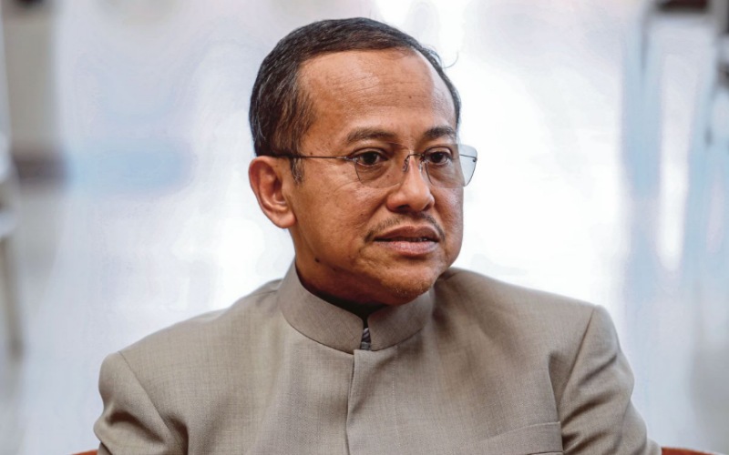 Muhyiddin turun pangkat, Pas ambil alih teraju PN