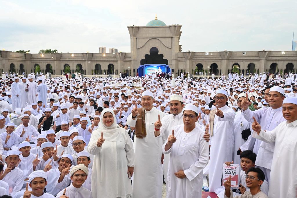 Kebolehpasaran graduan tahfiz terjamin – Zahid