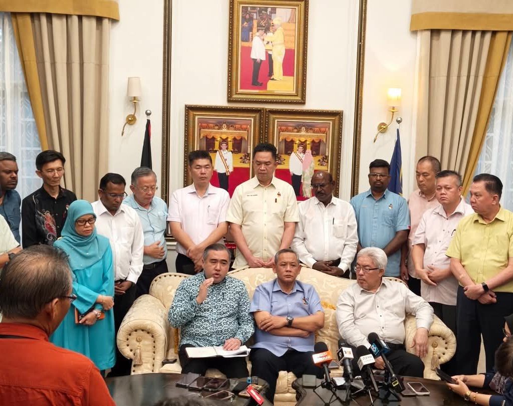 Zahid tolak “tebuk atap” di Negeri Sembilan – Anthony Loke