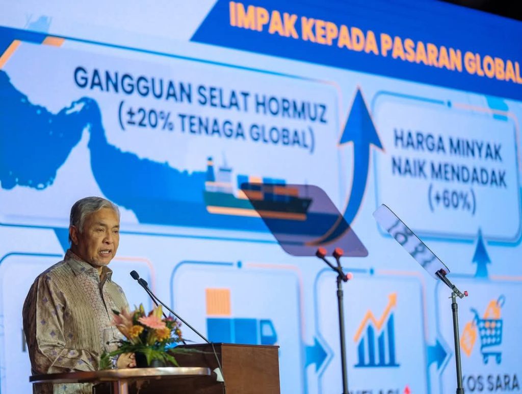 Jangan salahkan PM, apa yang berlaku ketika ini adalah isu global – Zahid