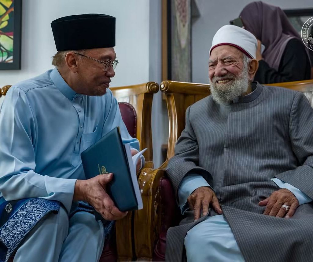 Anwar ziarahi ulama besar al-Azhar