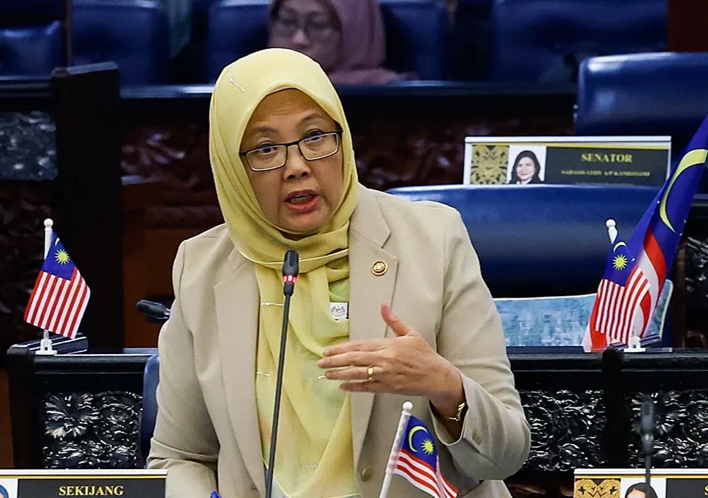 ‘Telur emas’ perlu dikongsi dengan rakyat, bukan masuk poket sendiri – Dr Zaliha tegur Hamzah